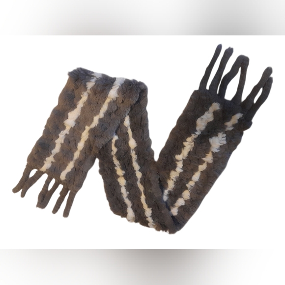 Danier Rabbit Fur Blend Scarf - Picture 2 of 8